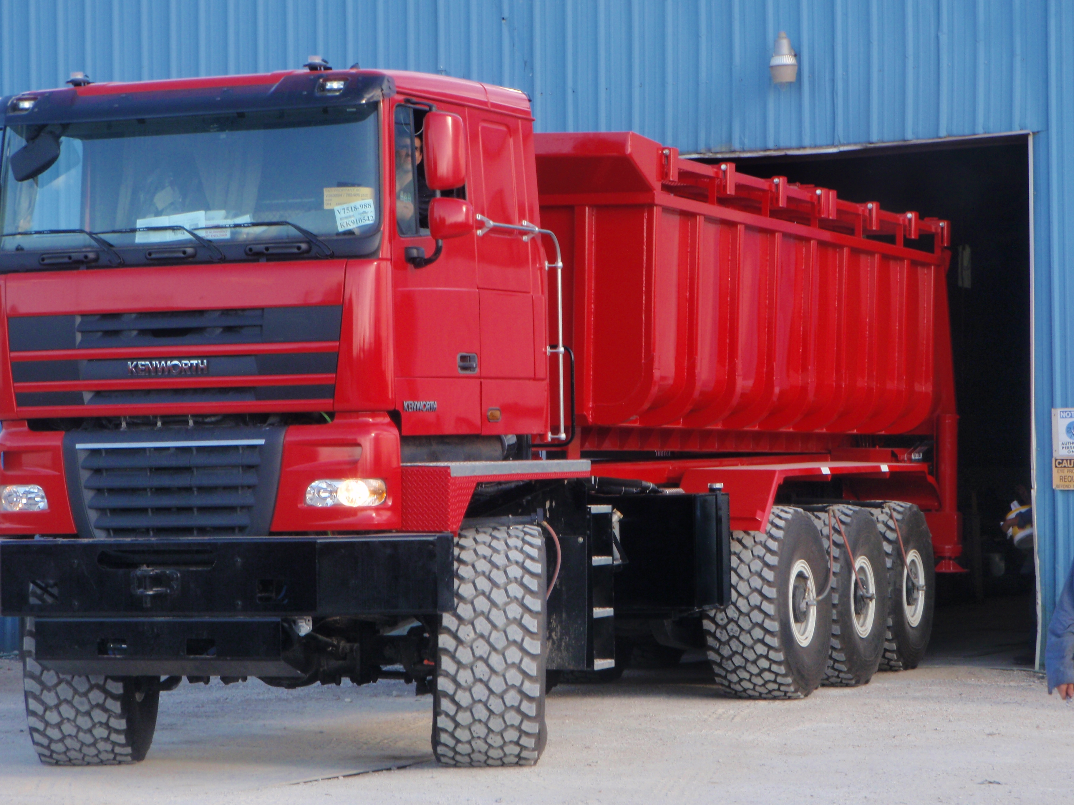 40-ton Proppant transporter